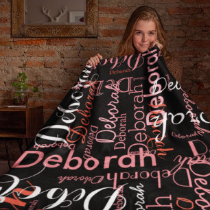 Couverture Polaire Créer un nom féminin typographie rose sur noir