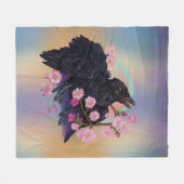 Couverture Polaire Crow naissant avec fleurs de pomme (Devant (Horizontal))