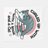 Couverture Polaire Curieux avec un livre et un chat - Lecture confort (Devant (Horizontal))