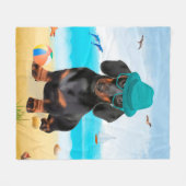 Couverture Polaire Dachshund sur la plage (Devant (Horizontal))