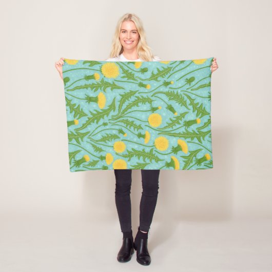 Couverture Polaire Dandelions, vert, jaune et bleu (En situation)