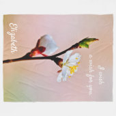 Couverture Polaire Deux Belles fleurs japonaises d'abricot (Devant (Horizontal))