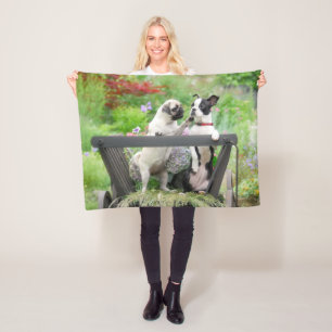 Couverture Polaire Deux chiens par chiot carlin et Boston Terrier dan