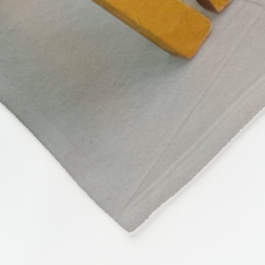 Couverture Polaire Deux tabourets de bar en bois jaune (Coin)