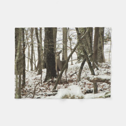 Couverture Polaire Doe Deer dans la neige (Devant (Horizontal))
