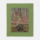 Couverture Polaire Doe Deer dans les arbres (Devant)