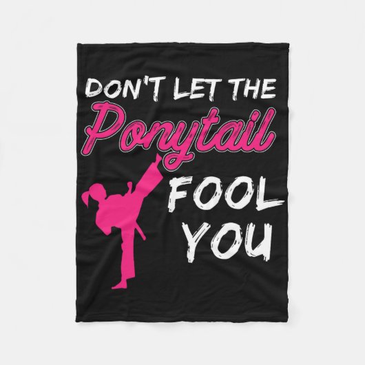 Couverture Polaire Don't Let The Ponytail Fool You Funny Women And Gi (Devant)