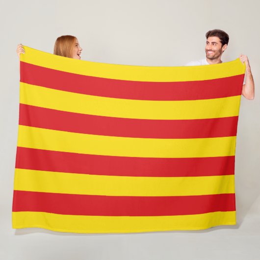 Couverture Polaire Drapeau catalan (Catalogne) (En situation)