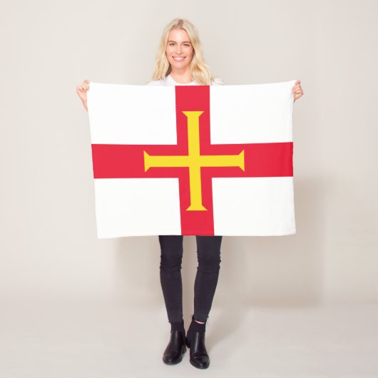 Couverture Polaire Drapeau de Guernesey (En situation)