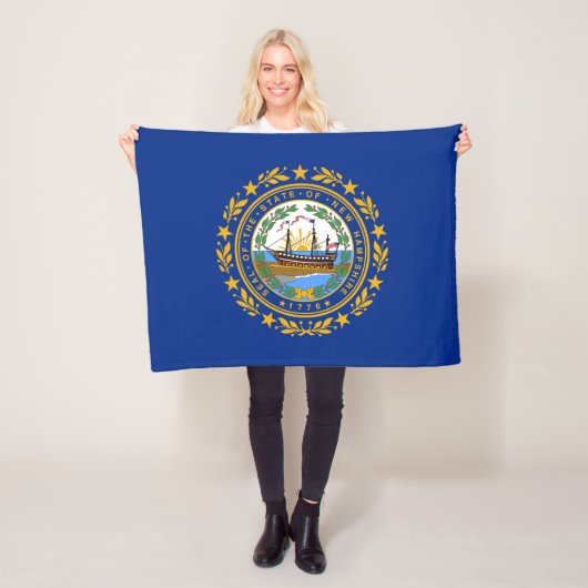 Couverture Polaire Drapeau de l'État du New Hampshire (En situation)
