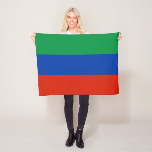 Couverture Polaire Drapeau du Daghestan (En situation)