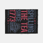 Couverture Polaire Drôle 4 juillet Déverser Le Thé Depuis 1773 Amer (Devant (Horizontal))