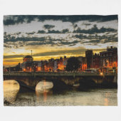 COUVERTURE POLAIRE DUBLIN IRLANDE (Devant (Horizontal))