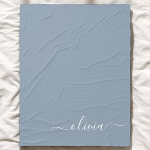Couverture Polaire Dusty Blue minimaliste moderne Monogramme élégant