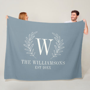 Couverture Polaire Dusty Blue Modern Laurel Leaf Monogramme