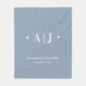Couverture Polaire Dusty Blue Moderne Minimal Monogramme nouvellement (Devant)