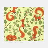 Couverture Polaire Écureuil rouge dans des branches noisettes. (Devant (Horizontal))