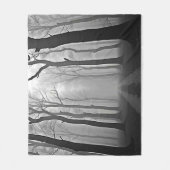 Couverture Polaire Eerie Foggy Forest Path Art (Devant)