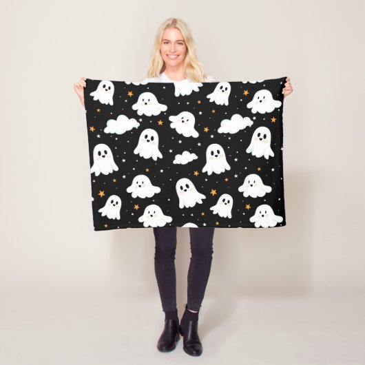 Couverture Polaire Éffrayant mignon Halloween Ghost Nuageux Star Sky (En situation)