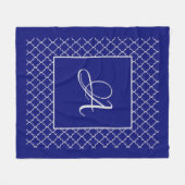 Couverture Polaire Elégant Marocain damassé marine Monogramme bleu (Devant (Horizontal))