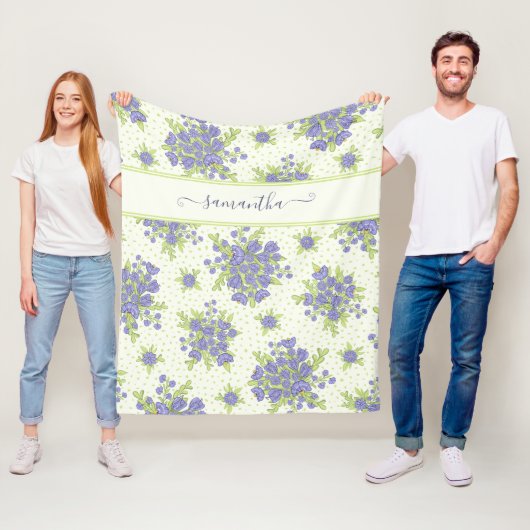 Couverture Polaire Élégant modèle floral monogramme (En situation)