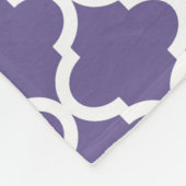 Couverture Polaire Élégant violet Quatrefoil et nom vert Monogramme (Coin)