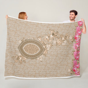 Couverture Polaire Elégante Médaille Florale Beige Blanche en polaire