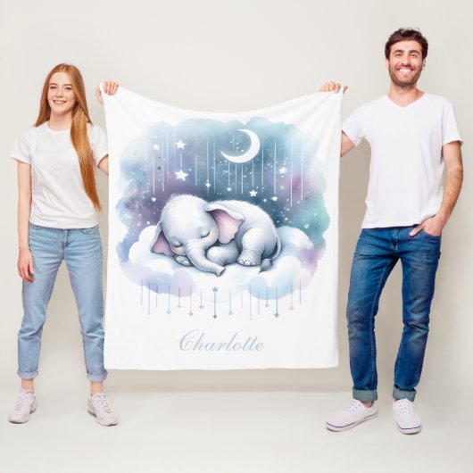 Couverture Polaire Éléphant rêveur bébé nuage (En situation)