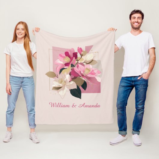 Couverture polaire en fleur de Camellia rose (En situation)