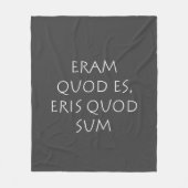 Couverture Polaire Eram quod es eris quod sum (Devant)