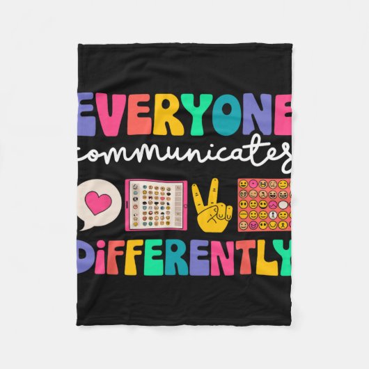 Couverture Polaire Everyone Communicates Differently Special Educatio (Devant)