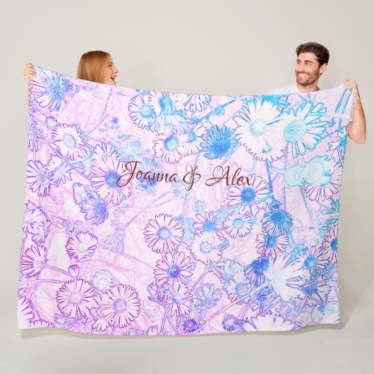 Couverture Polaire Faisceaux en blanc rose et bleu (En situation)