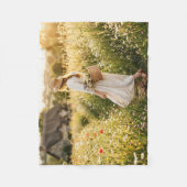 Couverture Polaire Femme dans un champ de blé (Devant)