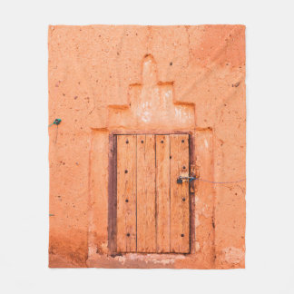 Couverture Polaire Fenêtre en bois fermée dans la maison marocaine tr