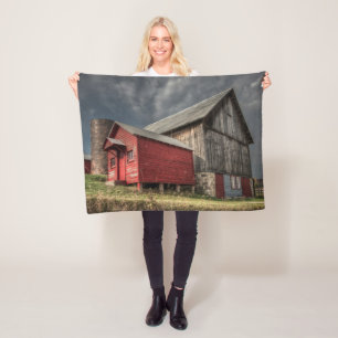 Couverture Polaire Fermes Grange en bois rouge dans le Michigan