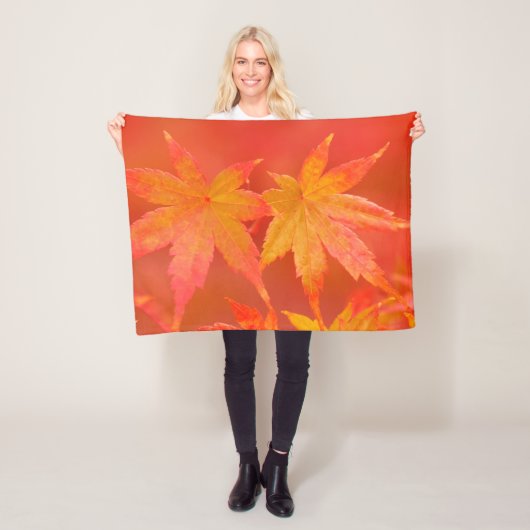 Couverture Polaire Feuille japonais (En situation)