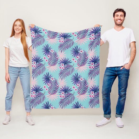 Couverture Polaire Feuilles tropicaux et fleurs 2 (En situation)