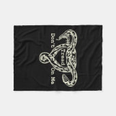 Couverture Polaire Fil Sur Moi Uterus Snake Pro Roe Feminist (Devant (Horizontal))