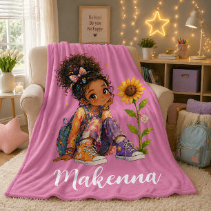 Couverture Polaire Fille aux cheveux noirs personnalisée Nom