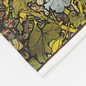 Couverture Polaire Fille et géranium, Mucha (Coin)