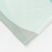 Couverture Polaire Filles main poussant sur le bouton snooze du révei (Coin)