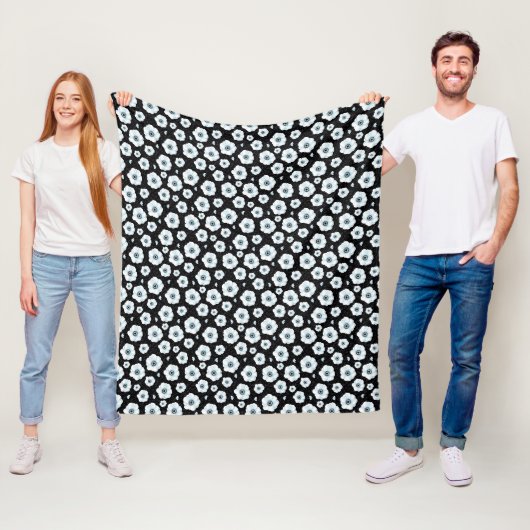 Couverture Polaire Fleur d'anémone Panda (En situation)