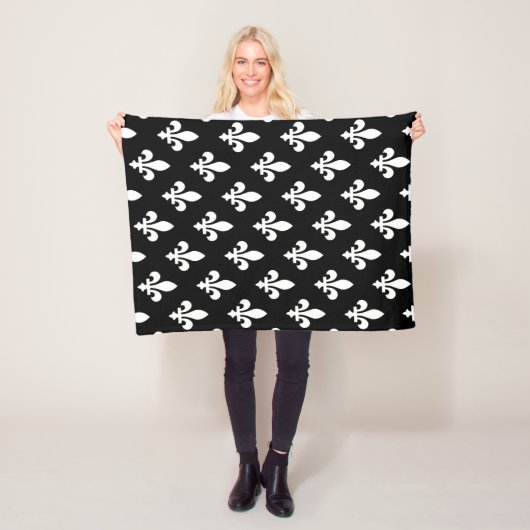 Couverture Polaire Fleur de Lis Motif, Royal French, Blanc sur Noir (En situation)