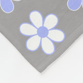 Couverture Polaire Fleurs bleu ciel et blanc sur gris argent (Coin)