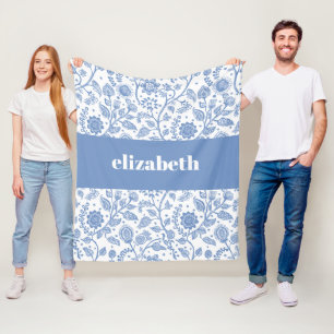 Couverture Polaire Fleurs bleues et blanches, nom personnalisé, botan