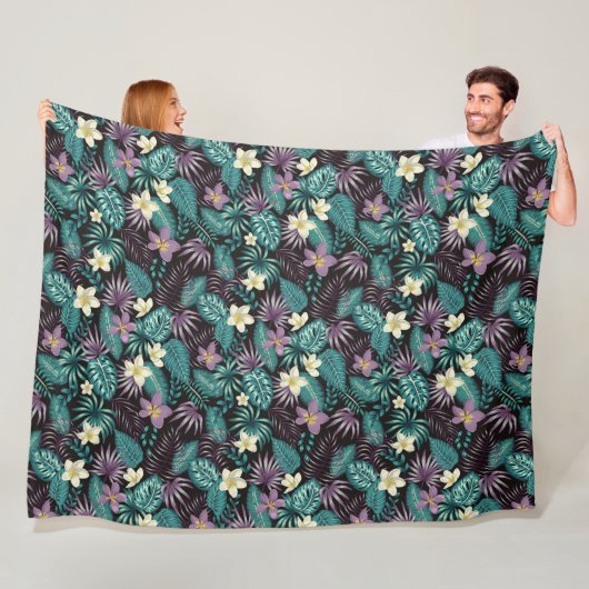Couverture Polaire Fleurs de Plumeria Emerald Green Feuilles tropicau (En situation)