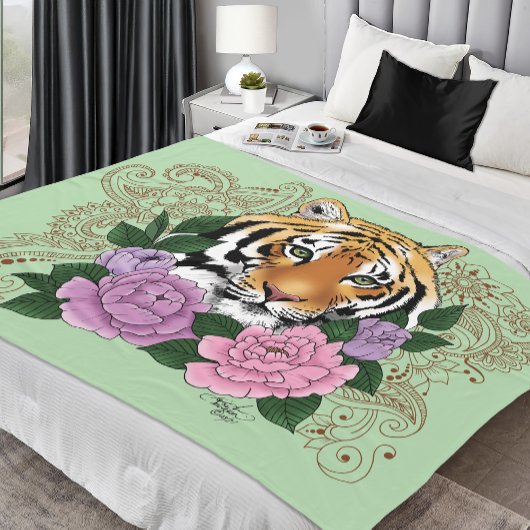 Couverture Polaire Fleurs violettes roses au henné de tigre