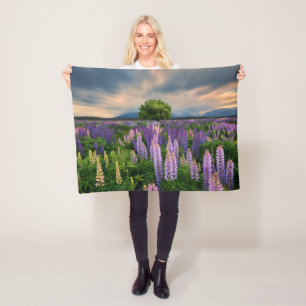 Couverture Polaire Flowers (homonymie) Lupine Field à New Zealand