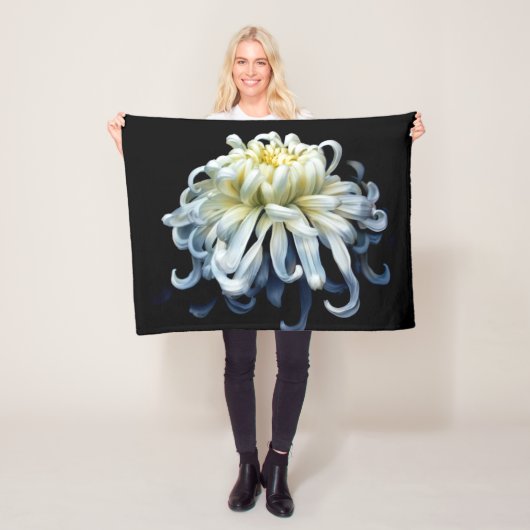 Couverture Polaire Flowers | White Chrysanthemum (En situation)