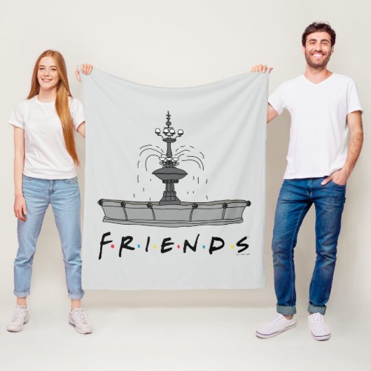 Couverture Polaire Fontaine FRIENDS™ (En situation)